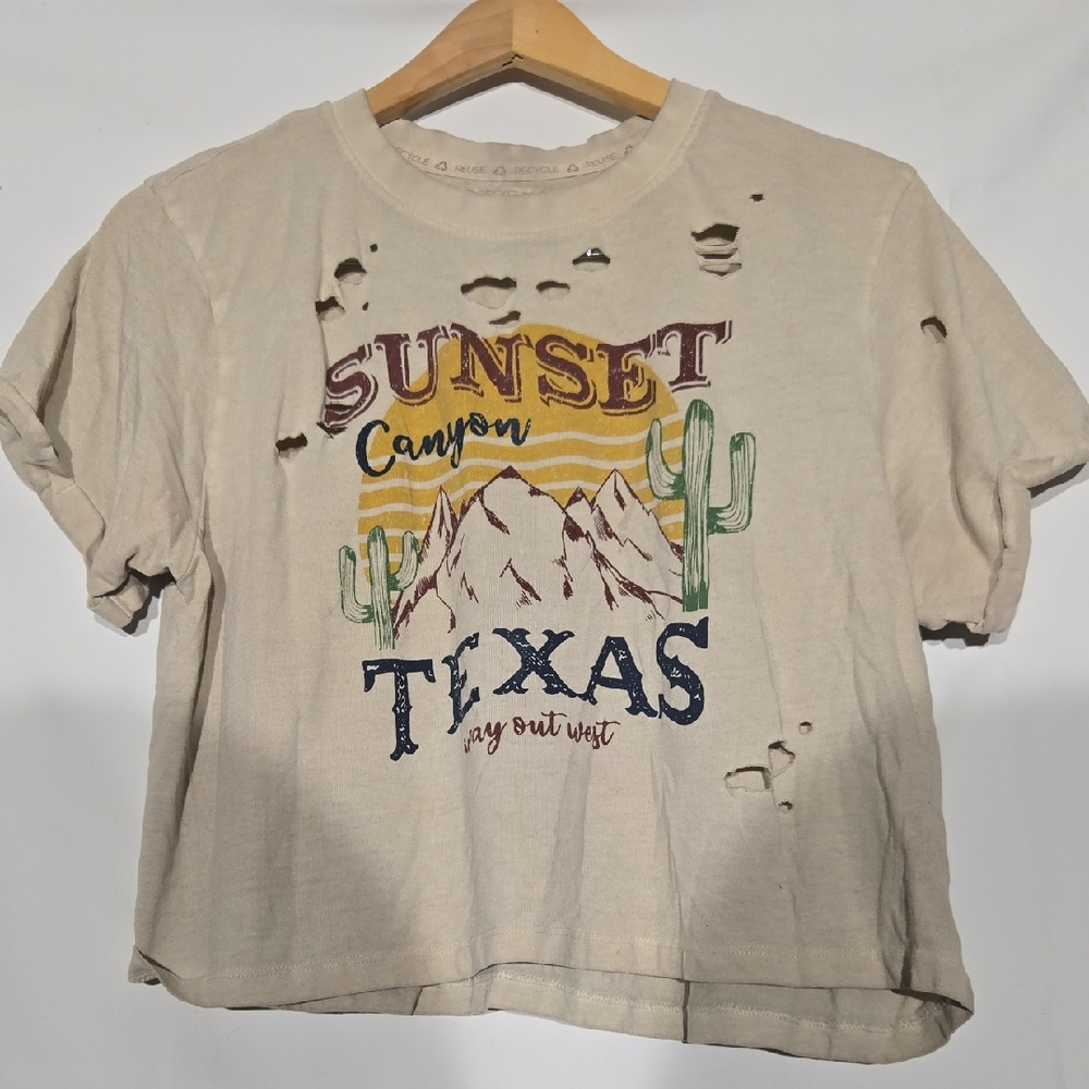 Destroyed Western T Shirt With Intentional Tears Relxed Casual Size Extra Large